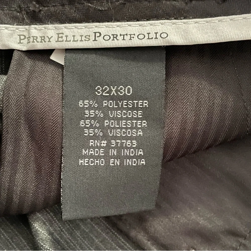 Perry Ellis Gray Men's Pants Chino  Size 32/30 Casual